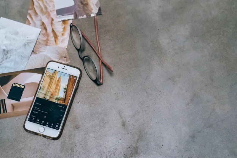 Paying More to Glow: How Photo Editing Apps Quietly Moved the Free Line